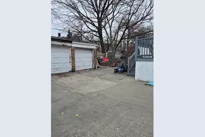 77 Pearsall Ave, Jersey City, NJ 07305 - Photo 11