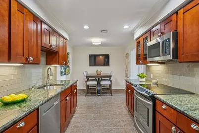 100 Shearwater Ct East #25, Jersey City, NJ 07305 - Photo 7