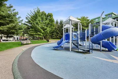 100 Shearwater Ct East #25, Jersey City, NJ 07305 - Photo 21