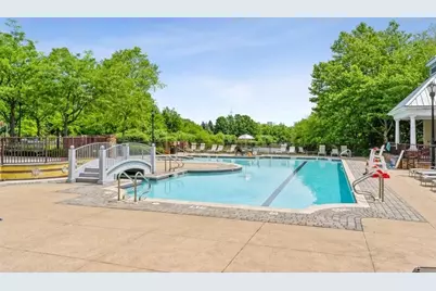 100 Shearwater Ct East #25, Jersey City, NJ 07305 - Photo 19