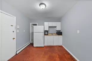 146 Bowers St, Jersey City, NJ 07307 - Photo 3