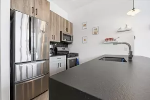 142 Charles St, Jersey City, NJ 07307 - Photo 7