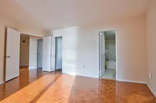 720 Harmon Cove Tower, Secaucus, NJ 07094 - Photo 21