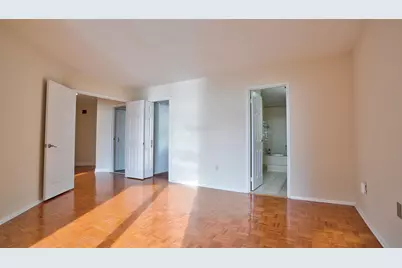 720 Harmon Cove Tower #720, Secaucus, NJ 07094 - Photo 21