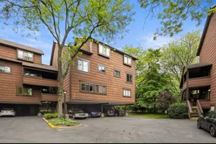 27 Marina Ky, Secaucus, NJ 07094 - Photo 1