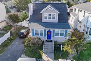 1041 Stonewall Ln, Secaucus, NJ 07094 - Photo 1