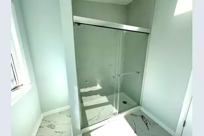 19 Oakdale Rd, Jersey City, NJ 07305 - Photo 15