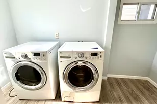 19 Oakdale Rd, Jersey City, NJ 07305 - Photo 9