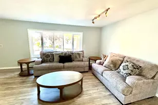 19 Oakdale Rd, Jersey City, NJ 07305 - Photo 5