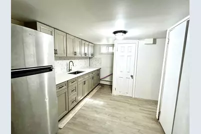 19 Oakdale Rd, Jersey City, NJ 07305 - Photo 11