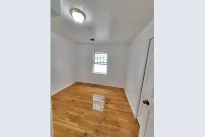 12 Bergen Ave #2, Jersey City, NJ 07305 - Photo 11