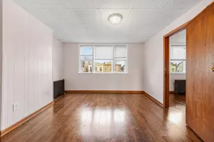 37 Pearsall Ave, Jersey City, NJ 07305 - Photo 11