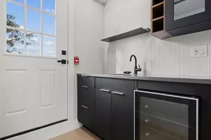 373 New York Ave, Jersey City, NJ 07307 - Photo 23