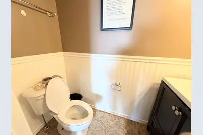 207 Blue Heron Dr #207, Secaucus, NJ 07094 - Photo 21