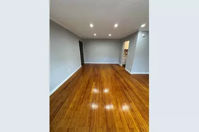 210 Bergenline Ave #10, Union City, NJ 07087 - Photo 5