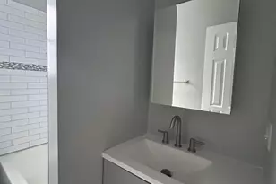 6035 Blvd E, West New York, NJ 07093 - Photo 15