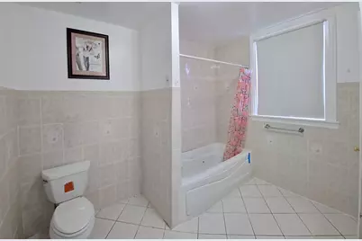 817-819 Avenue C #2R, Bayonne, NJ 07002 - Photo 7