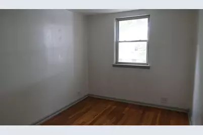 323 Stevens Ave, Jersey City, NJ 07305 - Photo 21