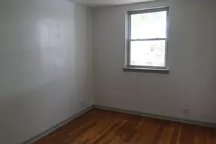 323 Stevens Ave, Jersey City, NJ 07305 - Photo 21