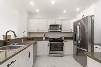 216 The Promenade, Edgewater, NJ 07020 - Photo 3