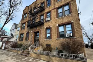 250 Avenue B, Bayonne, NJ 07002 - Photo 17