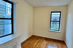 250 Avenue B, Bayonne, NJ 07002 - Photo 13