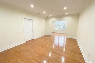 126 Dudley St, Jersey City, NJ 07302 - Photo 3