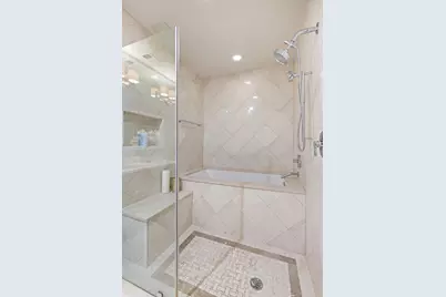 250 Henley Pl #406, Weehawken, NJ 07086 - Photo 11