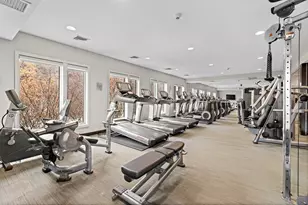 250 Henley Pl, Weehawken, NJ 07086 - Photo 17