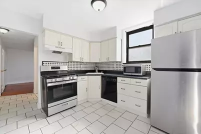 427 Kennedy Blvd #301, Bayonne, NJ 07002 - Photo 3