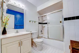 572 Sanderling Ct, Secaucus, NJ 07094 - Photo 31