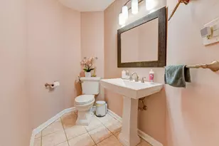 572 Sanderling Ct, Secaucus, NJ 07094 - Photo 19