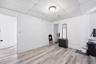 145 Pacific Ave, Jersey City, NJ 07304 - Photo 25