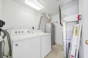 502 Smith Ct, Edgewater, NJ 07020 - Photo 15