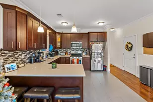 193 Halladay St, Jersey City, NJ 07304 - Photo 9