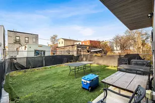 193 Halladay St, Jersey City, NJ 07304 - Photo 27