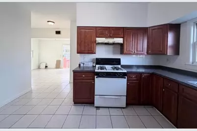 57 Silver St #2, Bayonne, NJ 07002 - Photo 3