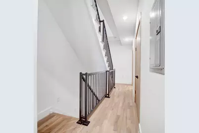 231 Clinton Ave #2, Jersey City, NJ 07304 - Photo 11