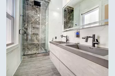 231 Clinton Ave #2, Jersey City, NJ 07304 - Photo 19