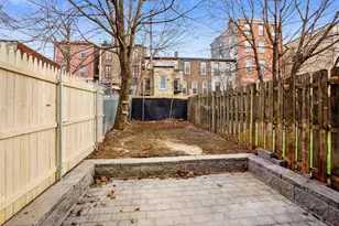 300 Halladay St, Jersey City, NJ 07304 - Photo 11