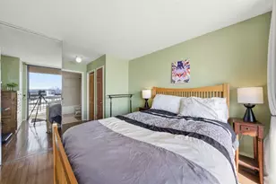 711 Harmon Cove Tower, Secaucus, NJ 07094 - Photo 9