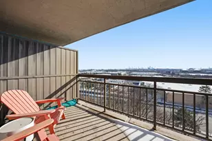 711 Harmon Cove Tower, Secaucus, NJ 07094 - Photo 13