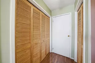 711 Harmon Cove Tower, Secaucus, NJ 07094 - Photo 11