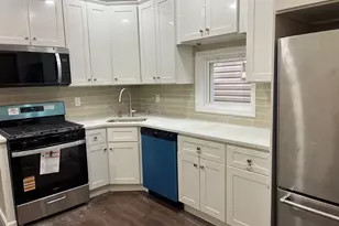 36 Humphrey Ave, Bayonne, NJ 07002 - Photo 5