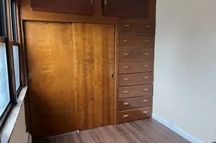 36 Humphrey Ave, Bayonne, NJ 07002 - Photo 9