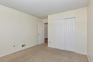 290 Alpine Way, Woodbridge Township, NJ 07095 - Photo 17