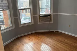 18 Roosevelt Ave, Jersey City, NJ 07305 - Photo 3