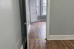 18 Roosevelt Ave, Jersey City, NJ 07305 - Photo 5