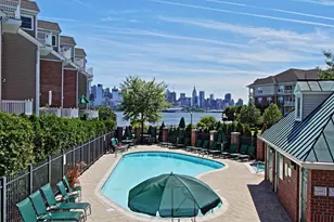 137 Abbie Ct, Guttenberg, NJ 07093 - Photo 21