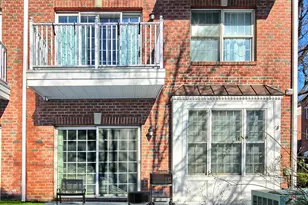 137 Abbie Ct, Guttenberg, NJ 07093 - Photo 5